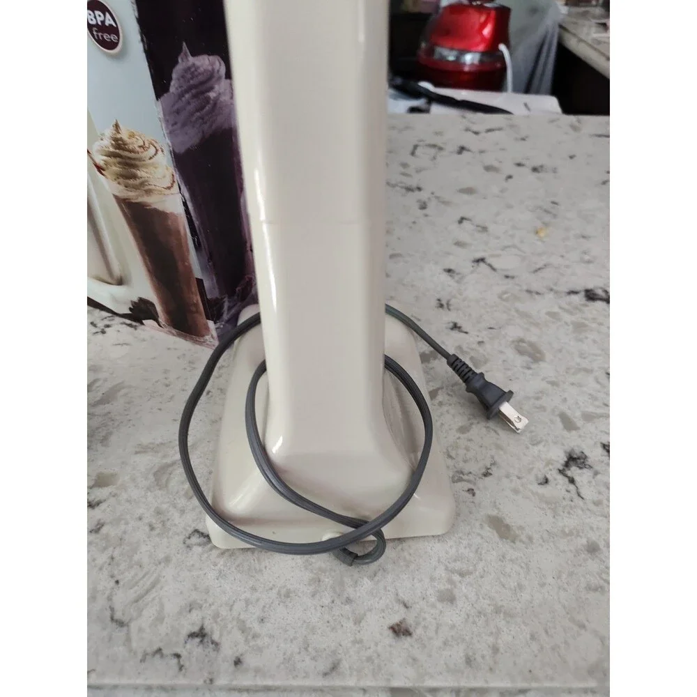 NEW Hershey's Chocolate Brand Milkshake Maker Mixer Brown Battery Power BPA FREE